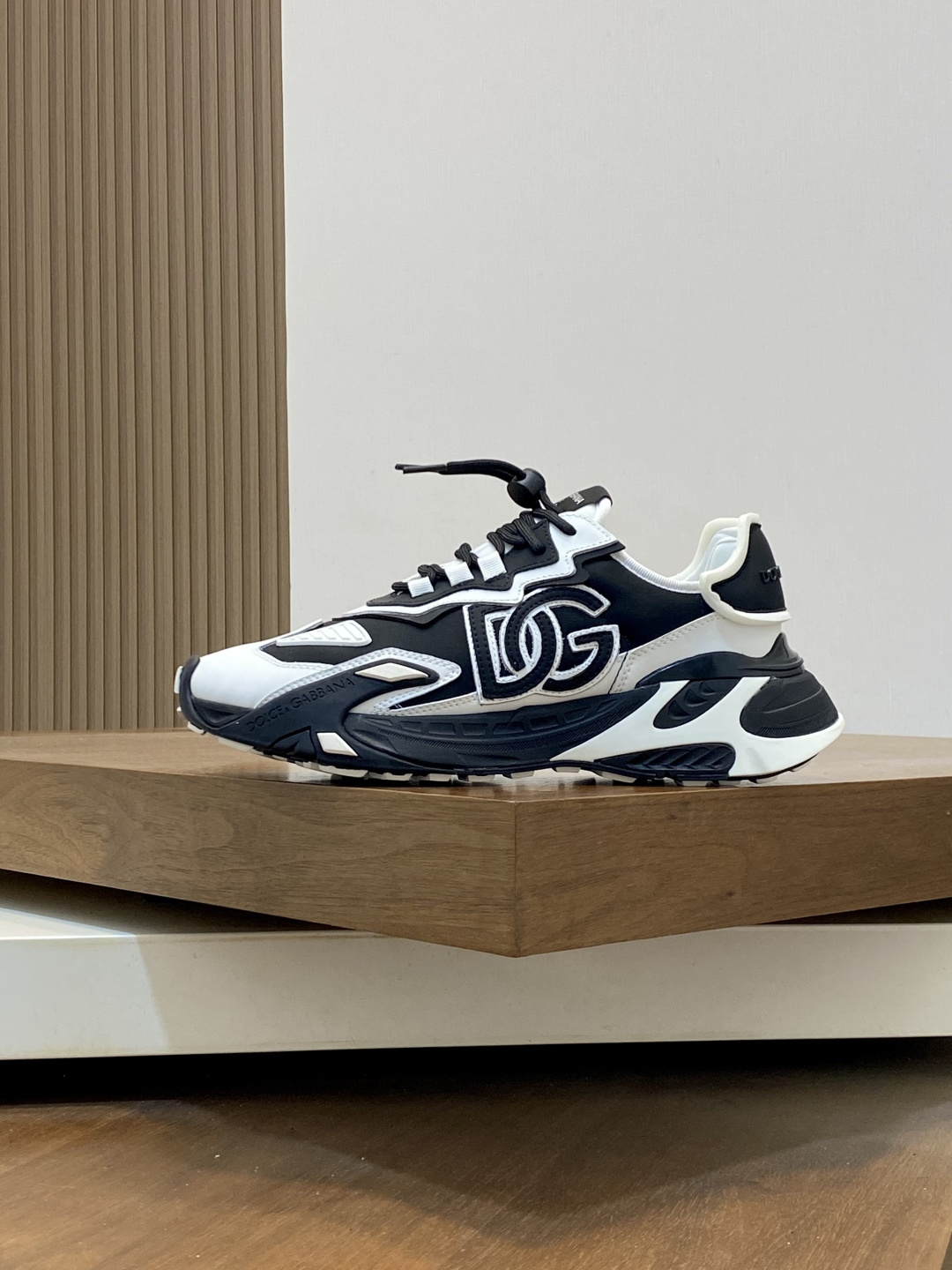 olce & Gabbana shoe
